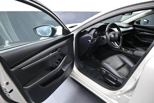 Platinum Quartz Metallic 2024 Mazda Mazda3 2.5 S Select Sport