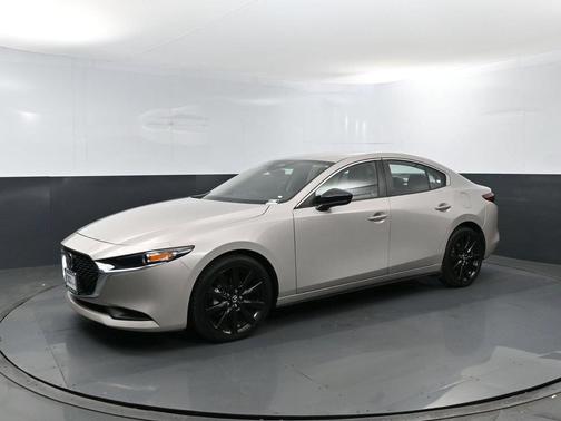 Platinum Quartz Metallic 2024 Mazda Mazda3 2.5 S Select Sport