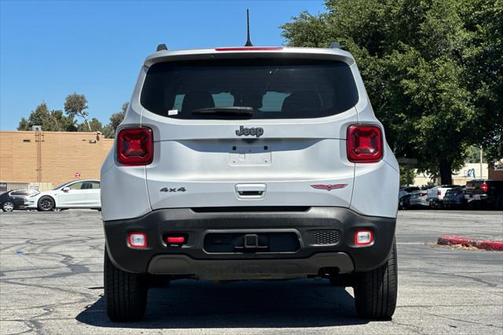 2021 Jeep Renegade Trailhawk