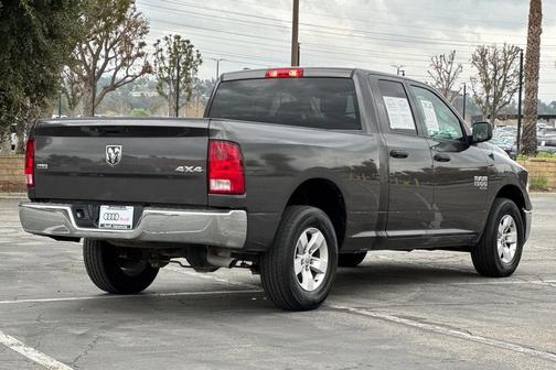 2024 RAM 1500 Classic SLT