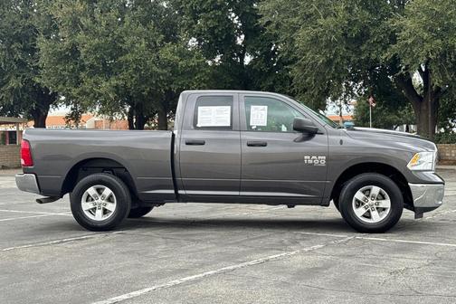 2024 RAM 1500 Classic SLT