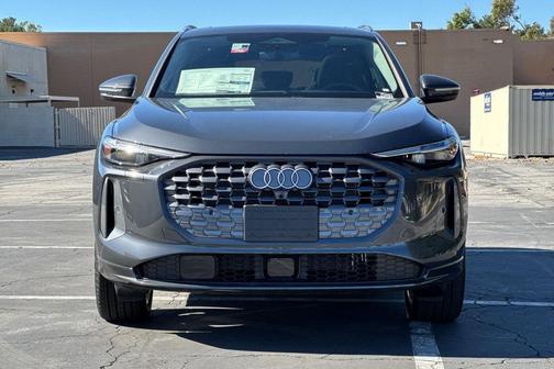 2025 Audi Q5 Premium Plus