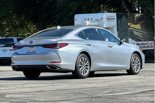 2022 Lexus ES 350 Base