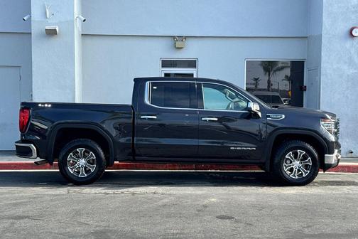 Titanium Rush Metallic 2025 GMC Sierra 1500 SLT