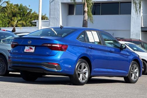 Rising Blue Metallic 2024 Volkswagen Jetta 1.5T SE