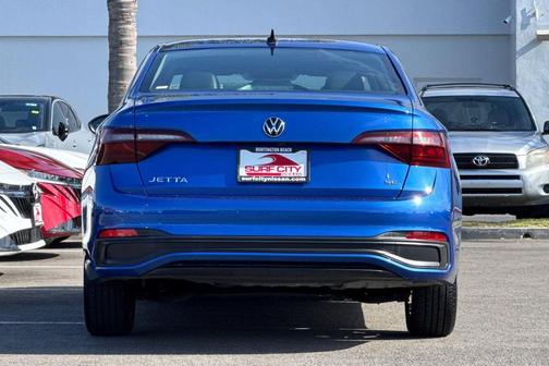 Rising Blue Metallic 2024 Volkswagen Jetta 1.5T SE