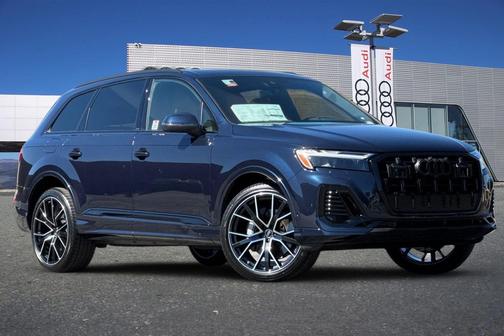 2025 Audi Q7 55 Premium Plus