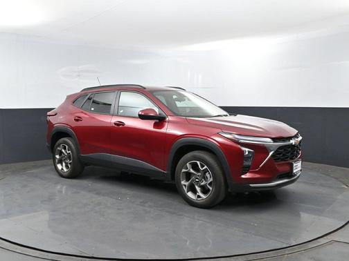 Crimson 2025 Chevrolet Trax LT