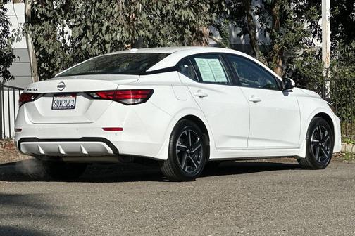 2025 Nissan Sentra SV