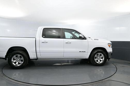 Bright White Clearcoat 2024 RAM 1500 Laramie