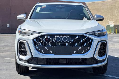 2025 Audi SQ5 3.0T Premium Plus