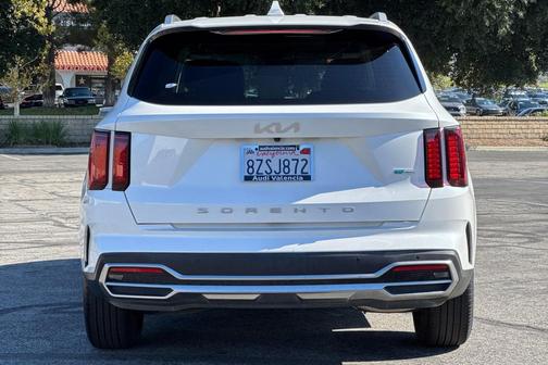 2022 Kia Sorento Hybrid S