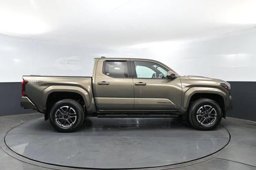 Bronze Oxide 2024 Toyota Tacoma TRD Sport