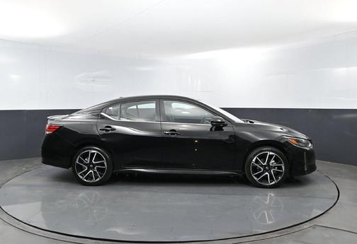 Super Black 2025 Nissan Sentra SR