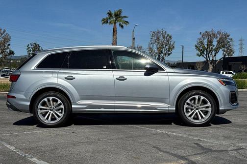 2026 Audi Q7 45 Premium Plus