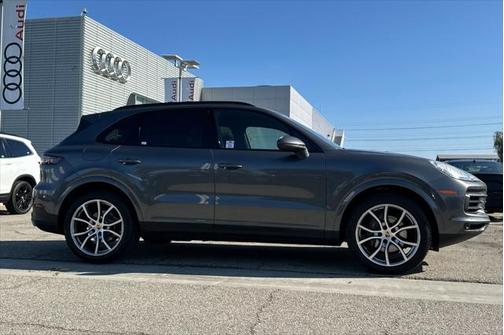 2019 Porsche Cayenne Base