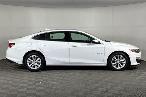 Summit White 2024 Chevrolet Malibu FWD 1LT