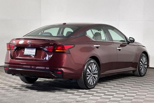 Garnet Pearl 2024 Nissan Altima 2.5 SV