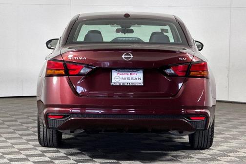 Garnet Pearl 2024 Nissan Altima 2.5 SV