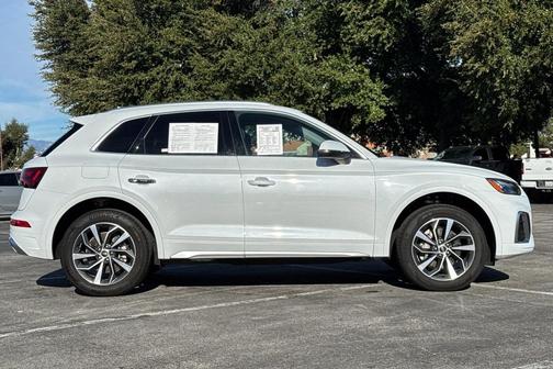 2025 Audi Q5 45 S line Premium