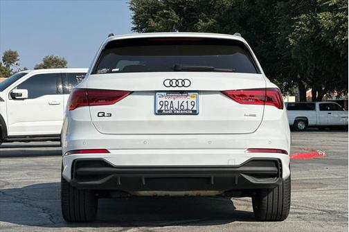 2024 Audi Q3 Premium 45 TFSI S line quattro Tiptronic
