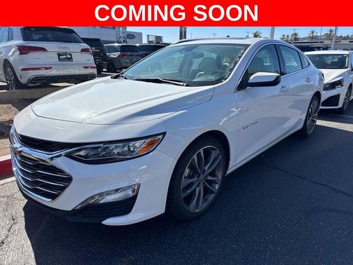 Summit White 2024 Chevrolet Malibu FWD 2LT
