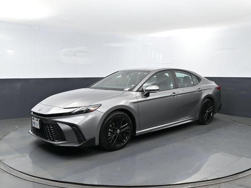 Heavy Metal 2025 Toyota Camry SE