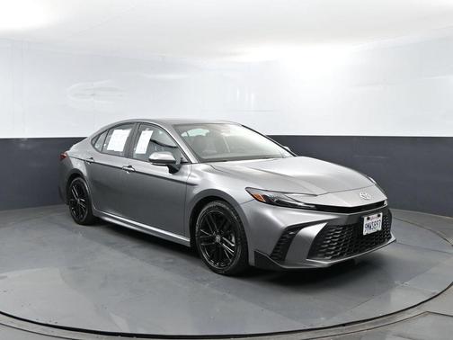 Heavy Metal 2025 Toyota Camry SE