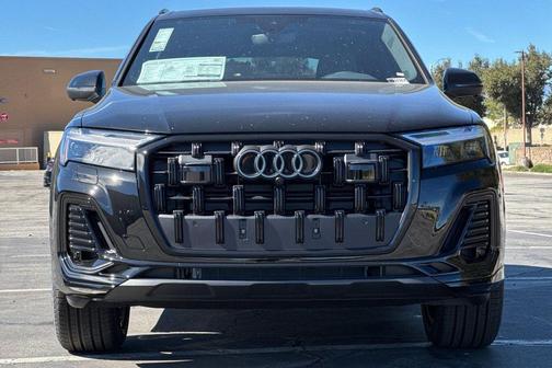 2026 Audi Q7 45 Premium