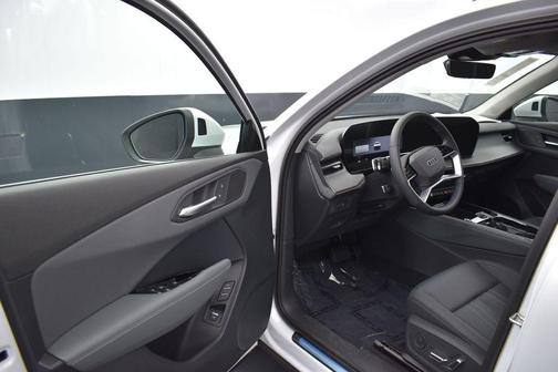 Glacier White Metallic 2026 Audi Q3 TFSI quattro S tronic