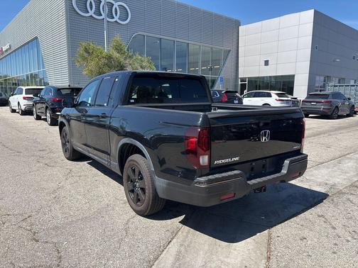 2019 Honda Ridgeline Black