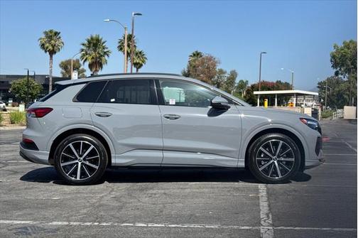 2025 Audi Q4 e-tron Premium 45 quattro