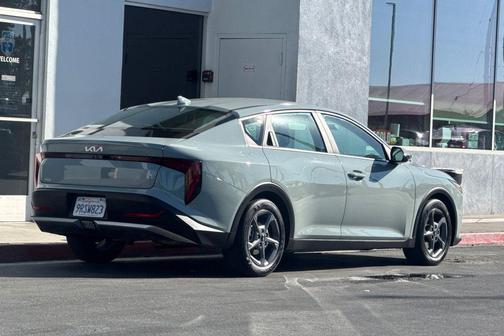 Morning Haze 2025 Kia K4 LXS