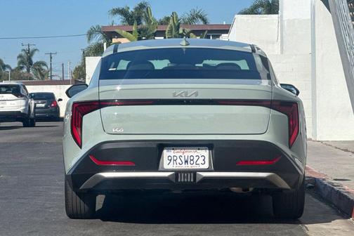 Morning Haze 2025 Kia K4 LXS