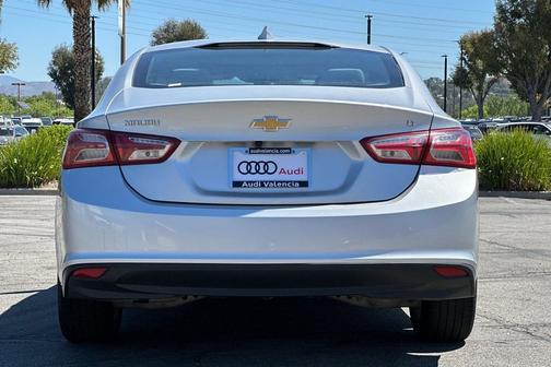 2022 Chevrolet Malibu FWD LT