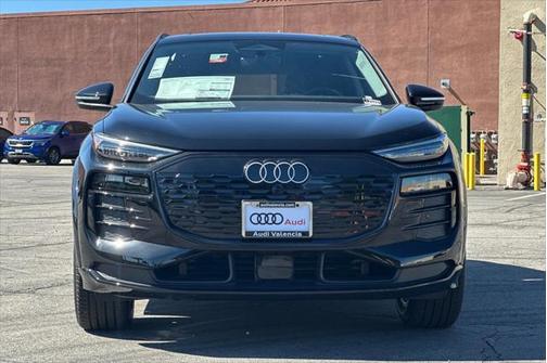 2025 Audi Q6 e-tron Premium Plus