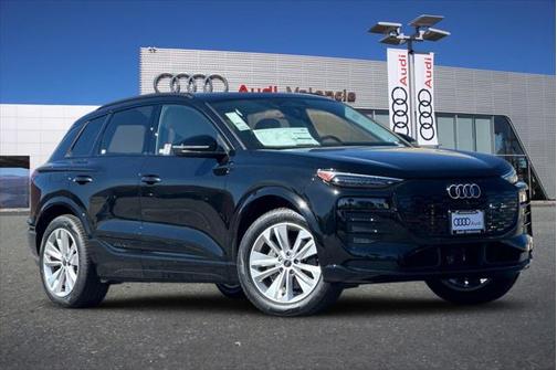2025 Audi Q6 e-tron Premium Plus