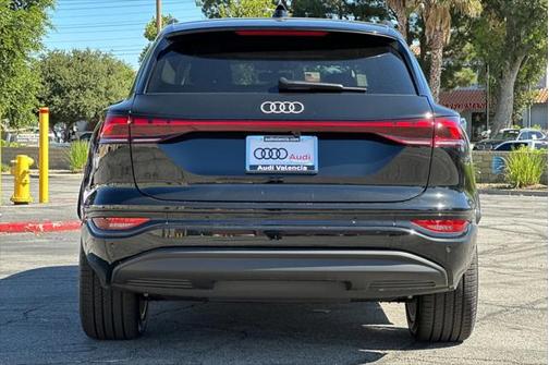 2025 Audi Q6 e-tron Premium Plus