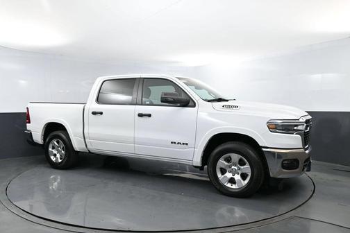 Bright White Clearcoat 2025 RAM 1500 Big Horn/Lone Star
