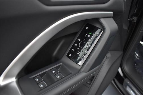 Mythos Black Metallic 2026 Audi Q5 Premium TFSI quattro S tronic