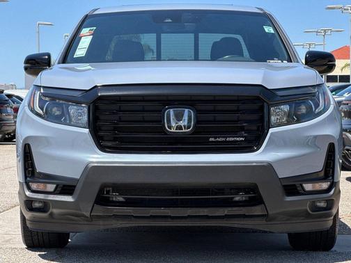 Gray 2023 Honda Ridgeline Black