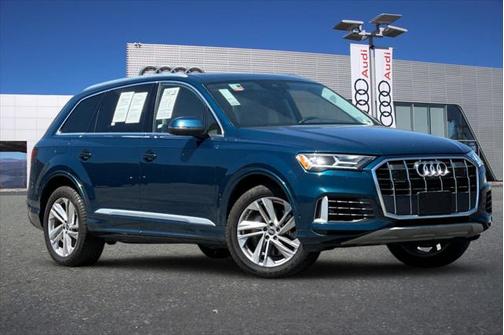 2022 Audi Q7 55 Premium Plus