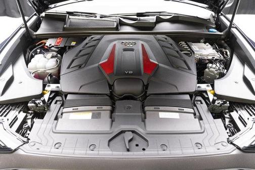 2025 Audi RS Q8 4.0T