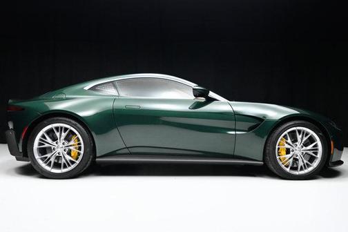 2022 Aston Martin Vantage Coupe
