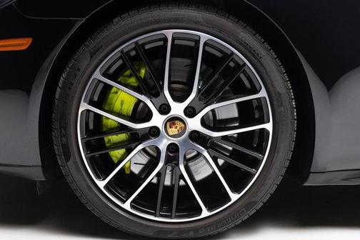 2023 Porsche Panamera 4S Executive