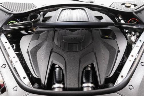 2023 Porsche Panamera 4S Executive