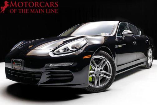 2016 Porsche Panamera 4