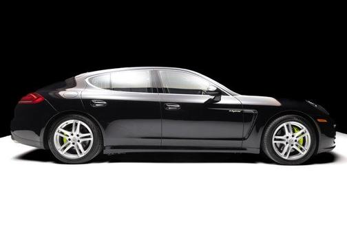 2016 Porsche Panamera 4