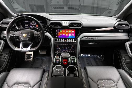 2021 Lamborghini Urus AWD
