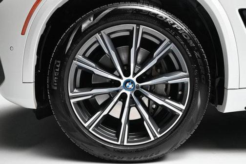 2022 BMW X5 PHEV xDrive45e